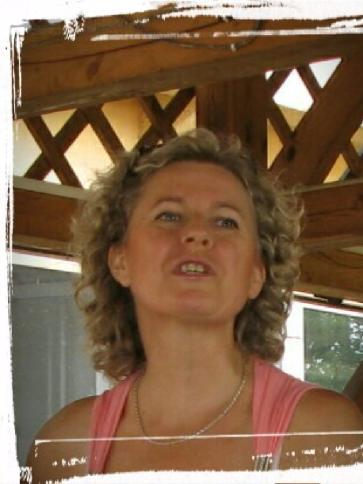 Kata, 58 éves százhalombattai társkereső nő profil fotója