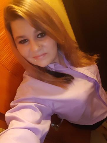 Viktória, 31 éves nyergesújfalui társkereső nő profil fotója