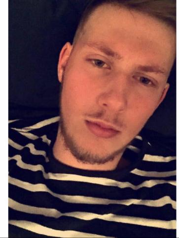 Ádám, 34 éves nagykállói társkereső férfi profil fotója