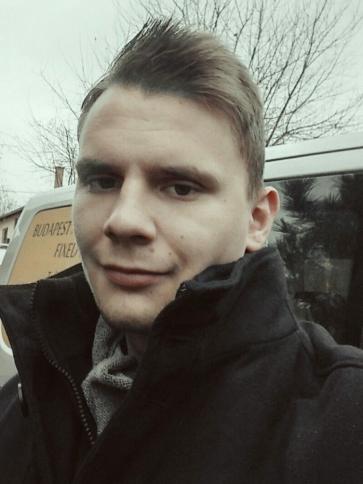 Roland, 30 éves szigetszentmártoni társkereső férfi profil fotója