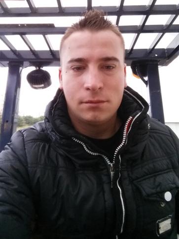 Poszkoli, 34 éves kerepesi társkereső férfi profil fotója