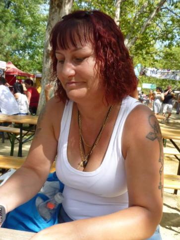 Marika, 55 éves somogyhárságyi társkereső nő profil fotója