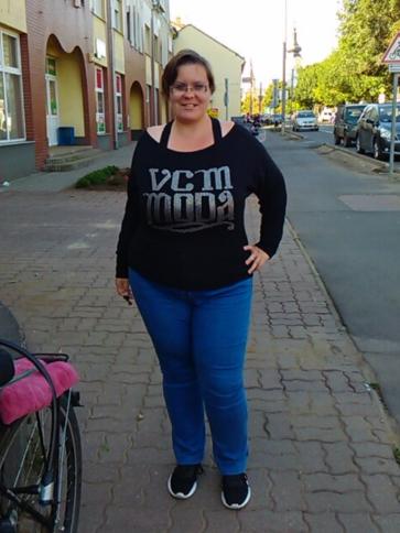 Eszter, 40 éves derecskei társkereső nő profil fotója