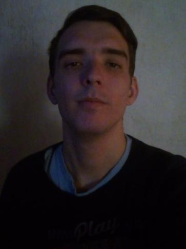 Peti, 28 éves polgárdi társkereső férfi profil fotója