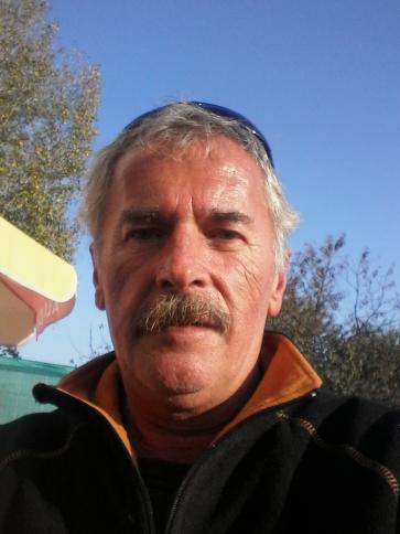 Sándor, 57 éves tabi társkereső férfi profil fotója