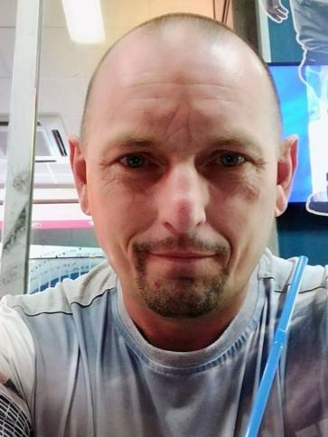 Károly, 52 éves ortaházai társkereső férfi profil fotója