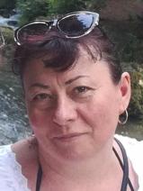 Sziasztok! Margó vagyok. Komoly szakmári társkereső férfiak jelentkezését várom.
