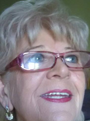 Erika, 72 éves pátyi társkereső nő profil fotója