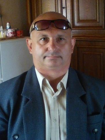 Laci, 52 éves balsai társkereső férfi profil fotója
