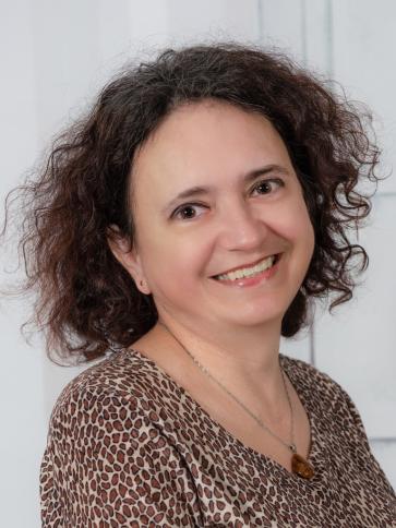 Bernadett, 55 éves ajkai társkereső nő profil fotója