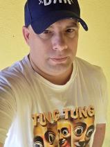 Sziasztok! Solyom vagyok. Online hajmáskéri randizni vágyó nők kattinsatok a kedvenc gombra.