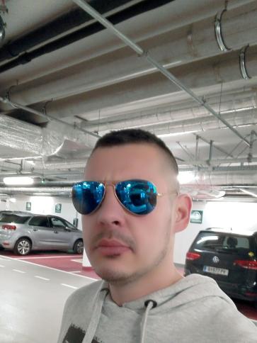 Balázs, 36 éves harkányi társkereső férfi profil fotója