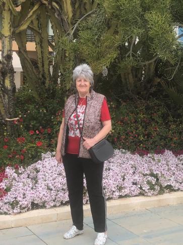 Erika, 65 éves székesfehérvári társkereső nő profil fotója