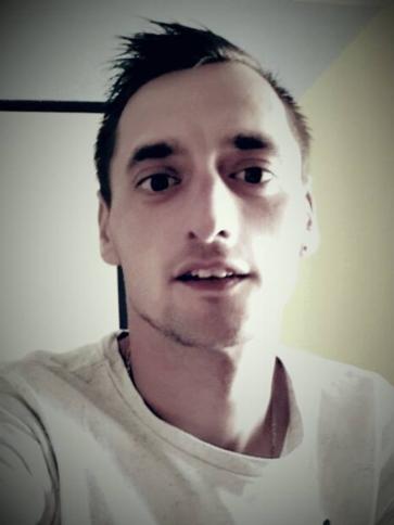 Tamás, 39 éves tormásligeti társkereső férfi profil fotója