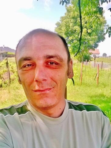 Pál, 48 éves balassagyarmati társkereső férfi profil fotója