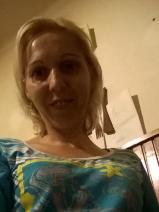 Sziasztok! Katalin vagyok. Igényes ráckevei párkereső férfit keresek.