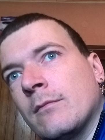 Gábor, 33 éves nyíracsádi társkereső férfi profil fotója