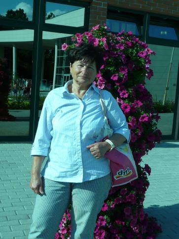 Erzsébet, 81 éves szigetszentmiklósi társkereső nő profil fotója