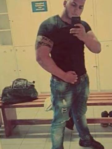 Gabor, 31 éves tiszabezdédi társkereső férfi profil fotója