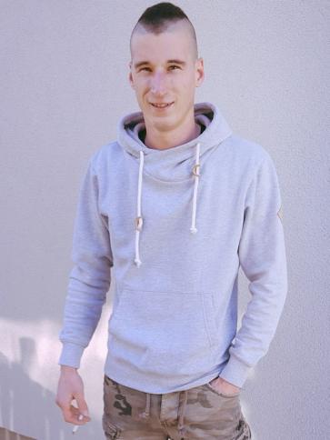 István, 33 éves nagydorogi társkereső férfi profil fotója