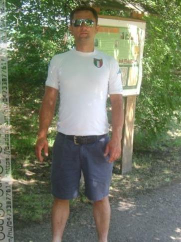 Blahut, 45 éves pilisi társkereső férfi profil fotója Blahut, 45 éves pilisi társkereső férfi profil fotója