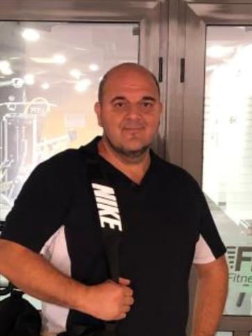 Sandor, 53 éves biharkeresztesi társkereső férfi profil fotója