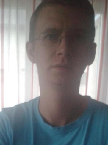 Gabor, 39 éves sátoraljaújhelyi társkereső férfi profil fotója