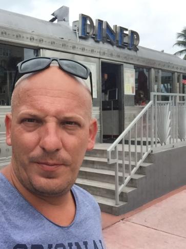 Imre, 50 éves Budapest XIX. kerületi társkereső férfi profil fotója