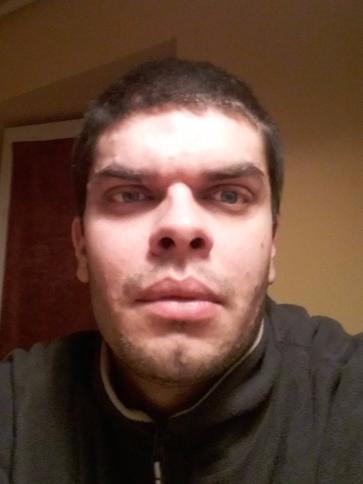 János, 34 éves kondorosi társkereső férfi profil fotója