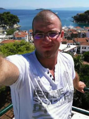 Attila, 34 éves örkényi társkereső férfi profil fotója