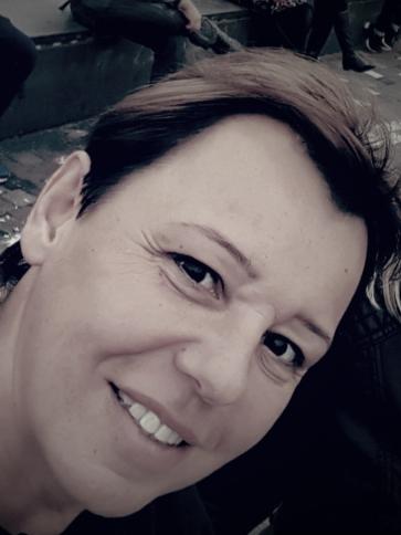Andrea, 55 éves ráckevei társkereső nő profil fotója