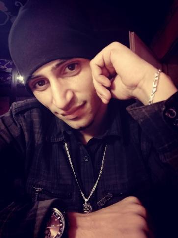 Ádám, 37 éves siroki társkereső férfi profil fotója