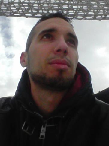 Piotr, 38 éves jáki társkereső férfi profil fotója