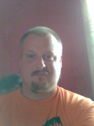 Attila, 38 éves kunbajai társkereső férfi profil fotója