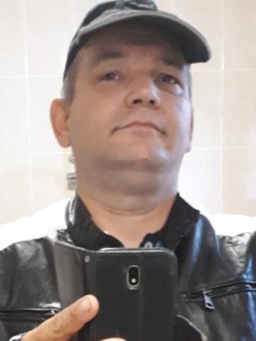 Tamás, 49 éves biharnagybajomi társkereső férfi profil fotója