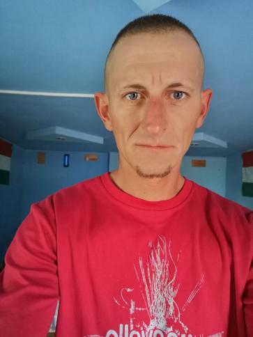 Zsolt, 41 éves edelényi társkereső férfi profil fotója