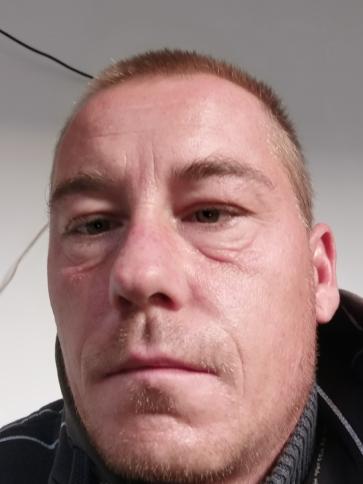 Zoltán, 42 éves izsáki társkereső férfi profil fotója