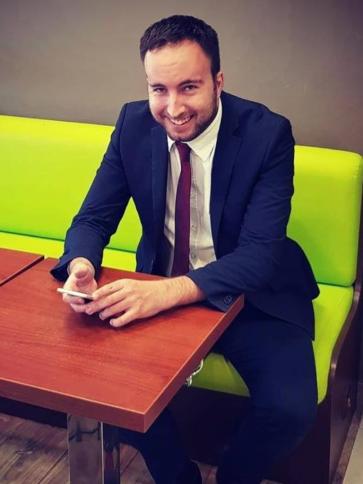 Bence, 32 éves keszthelyi társkereső férfi profil fotója