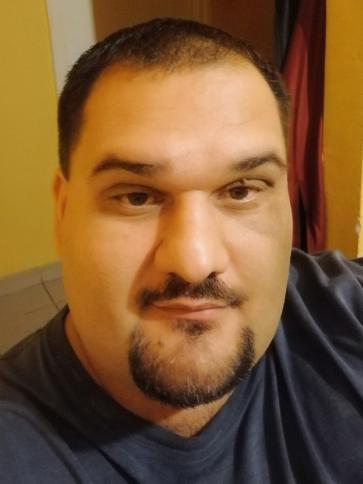 Péter, 41 éves tiszagyendai társkereső férfi profil fotója