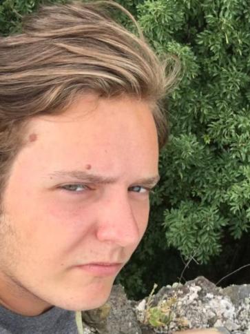 Patrik, 26 éves veresegyházi társkereső férfi profil fotója