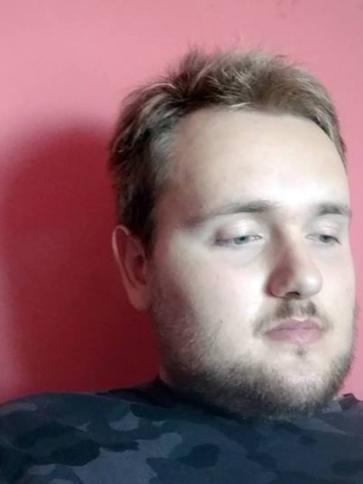 Kristóf, 29 éves dombóvári társkereső férfi profil fotója