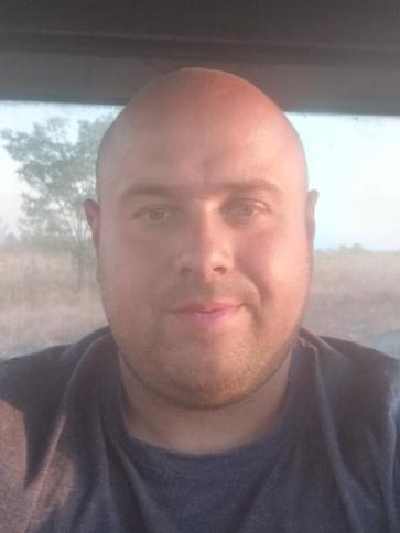 Attila, 36 éves görbeházai társkereső férfi profil fotója