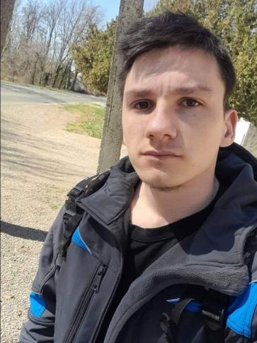 Csaba, 25 éves szentesi társkereső férfi profil fotója