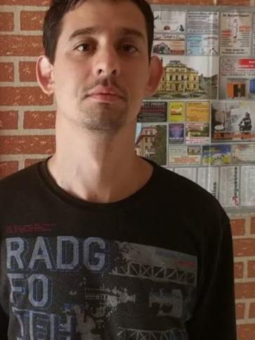 Máté, 38 éves mezőberényi társkereső férfi profil fotója