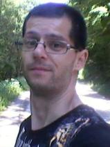 Sziasztok! Sandor vagyok. Komoly nagyoroszi párkereső nők jelentkezését várom.