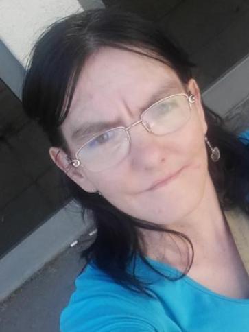 Ibolya, 43 éves dorogi társkereső nő profil fotója