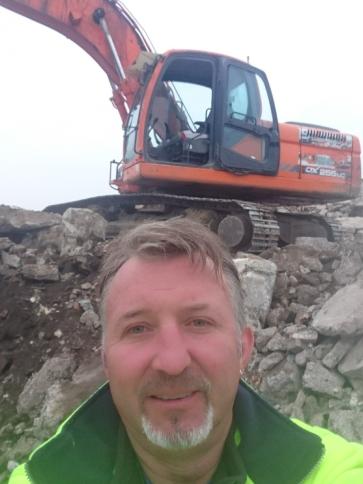 András, 53 éves besnyői társkereső férfi profil fotója