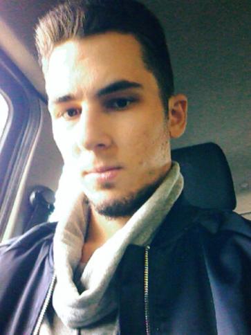 Tamás, 27 éves fonyódi társkereső férfi profil fotója Tamás, 27 éves fonyódi társkereső férfi profil fotója