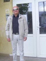 Sziasztok! Ferenc vagyok. Diplomás sátoraljaújhelyi társkereső nőket keresek ismerkedési célból.