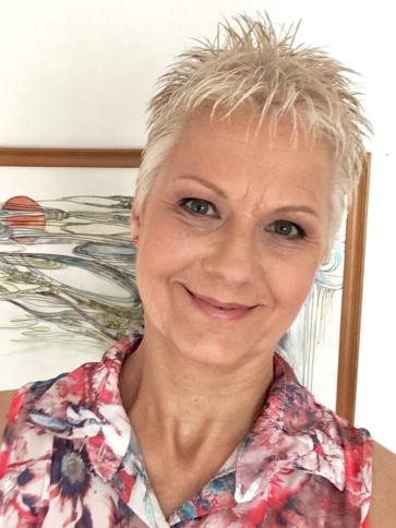 Csilla, 63 éves Budapest XXII. kerületi társkereső nő profil fotója